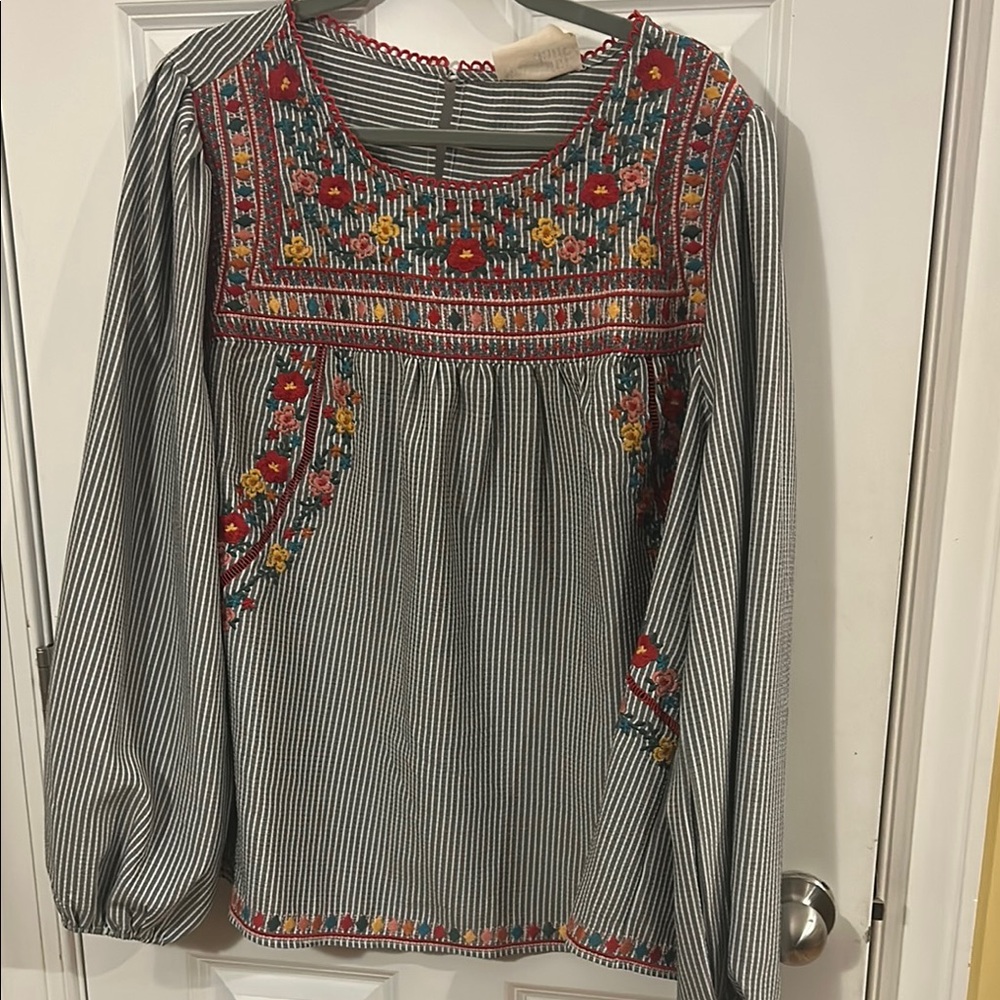 Savanna Jane Gray Embellished Long Sleeve Blouse